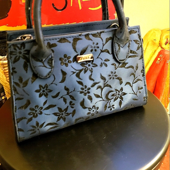 {Fina} Vintage🔹️Shoulder🔹️Crossbody🔹️Evening🔹️Handbag - Picture 1 of 8